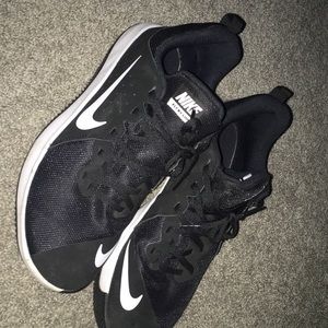 Nike Fly By Low Basketball Shoes
